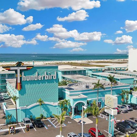 Thunderbird Beach Resort Треже Айленд Экстерьер фото